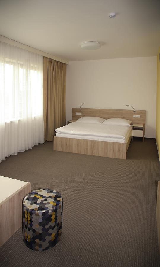 Hotel Devitka Janov Dış mekan fotoğraf