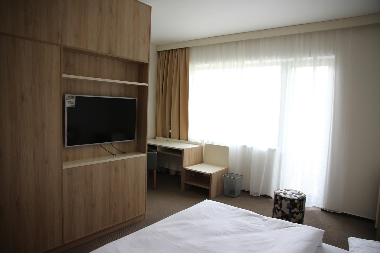 Hotel Devitka Janov Dış mekan fotoğraf