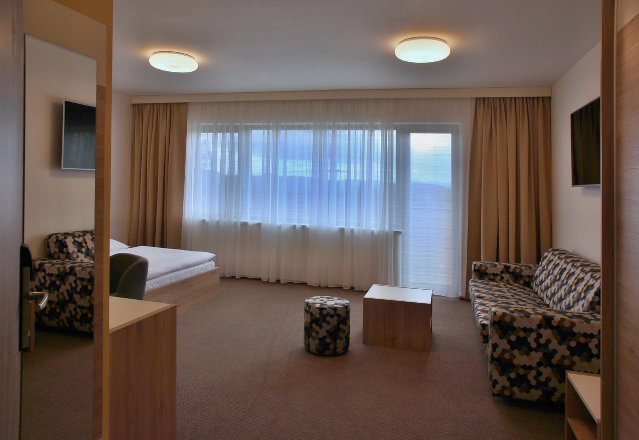 Hotel Devitka Janov Dış mekan fotoğraf