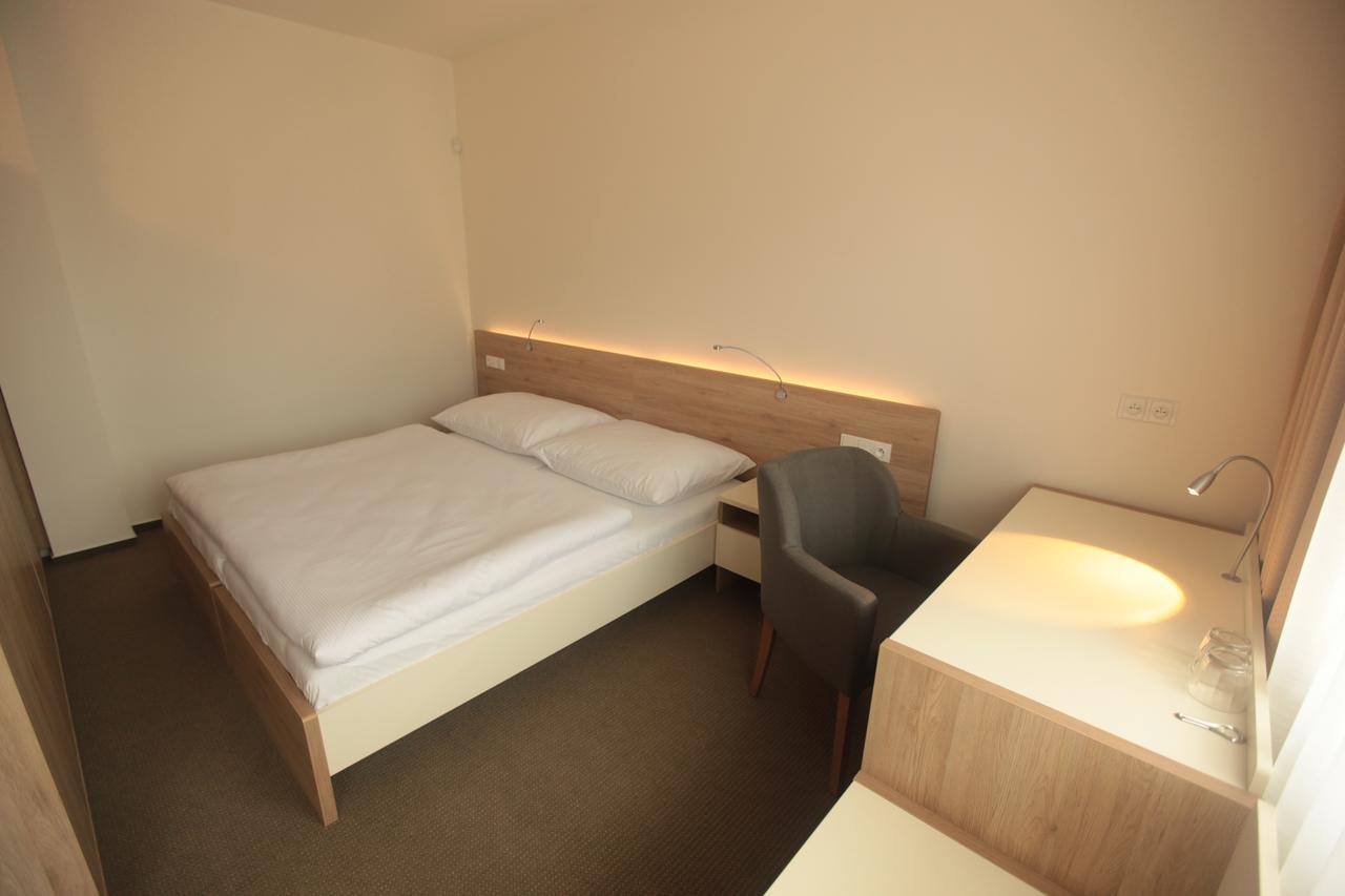 Hotel Devitka Janov Dış mekan fotoğraf