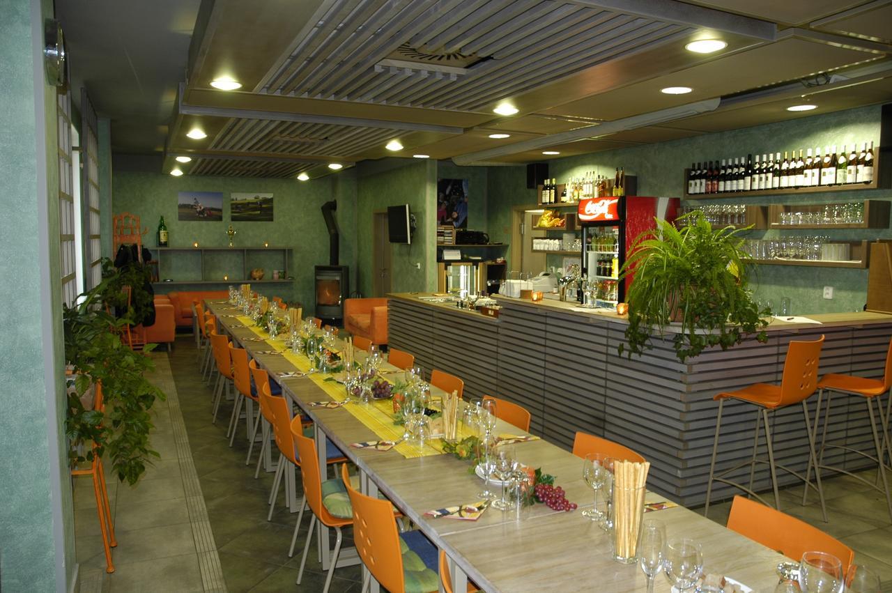 Hotel Devitka Janov Dış mekan fotoğraf